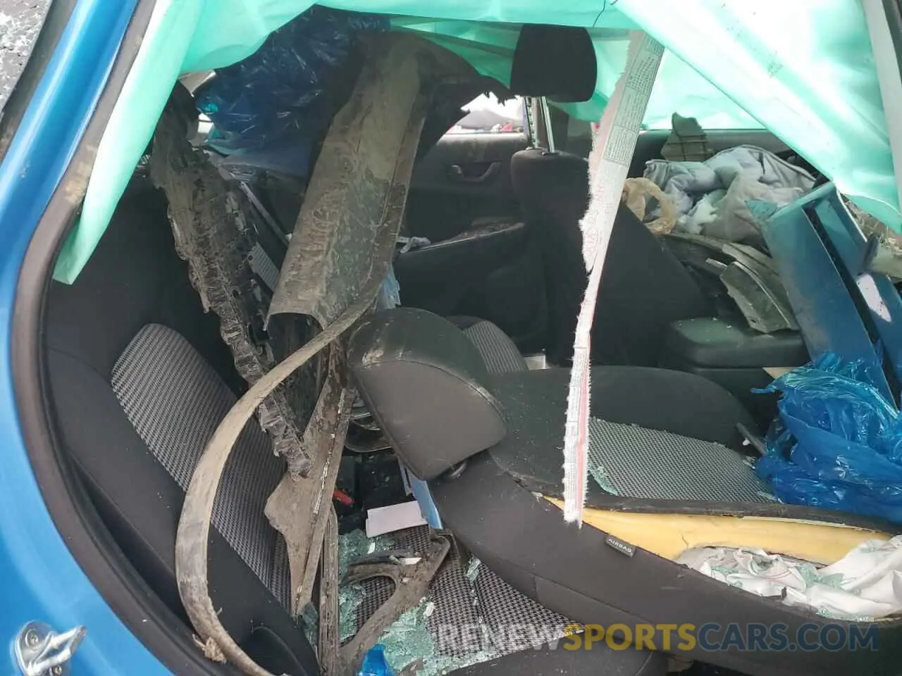 10 Photograph of a damaged car KM8K12AA5MU638103 HYUNDAI KONA 2021