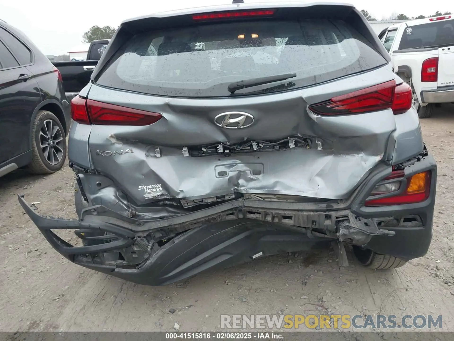 6 Photograph of a damaged car KM8K12AA5MU645651 HYUNDAI KONA 2021