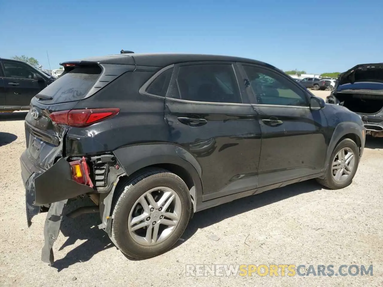 3 Фотография поврежденного автомобиля KM8K12AA6MU647750 HYUNDAI KONA 2021