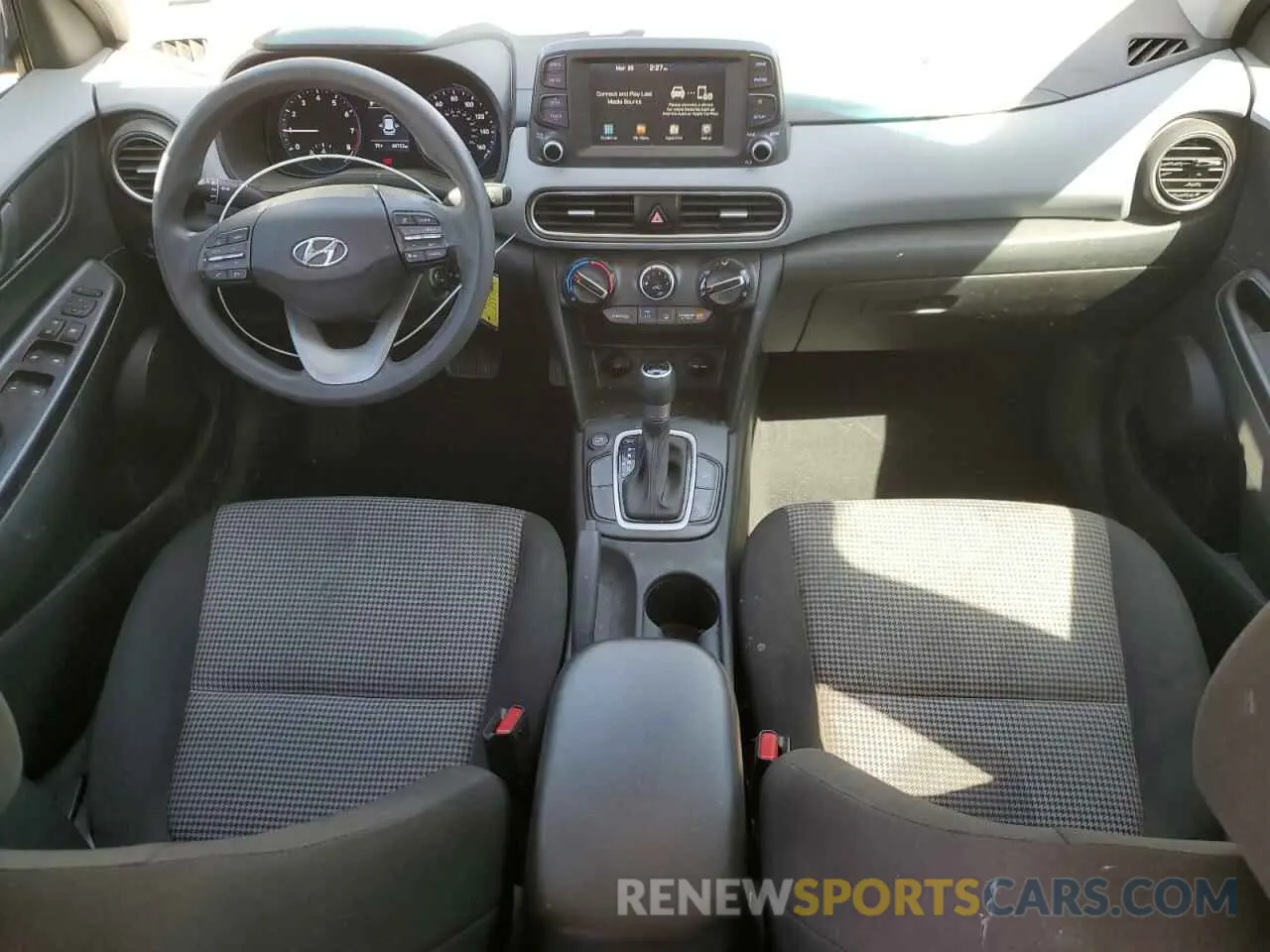8 Фотография поврежденного автомобиля KM8K12AA6MU647750 HYUNDAI KONA 2021