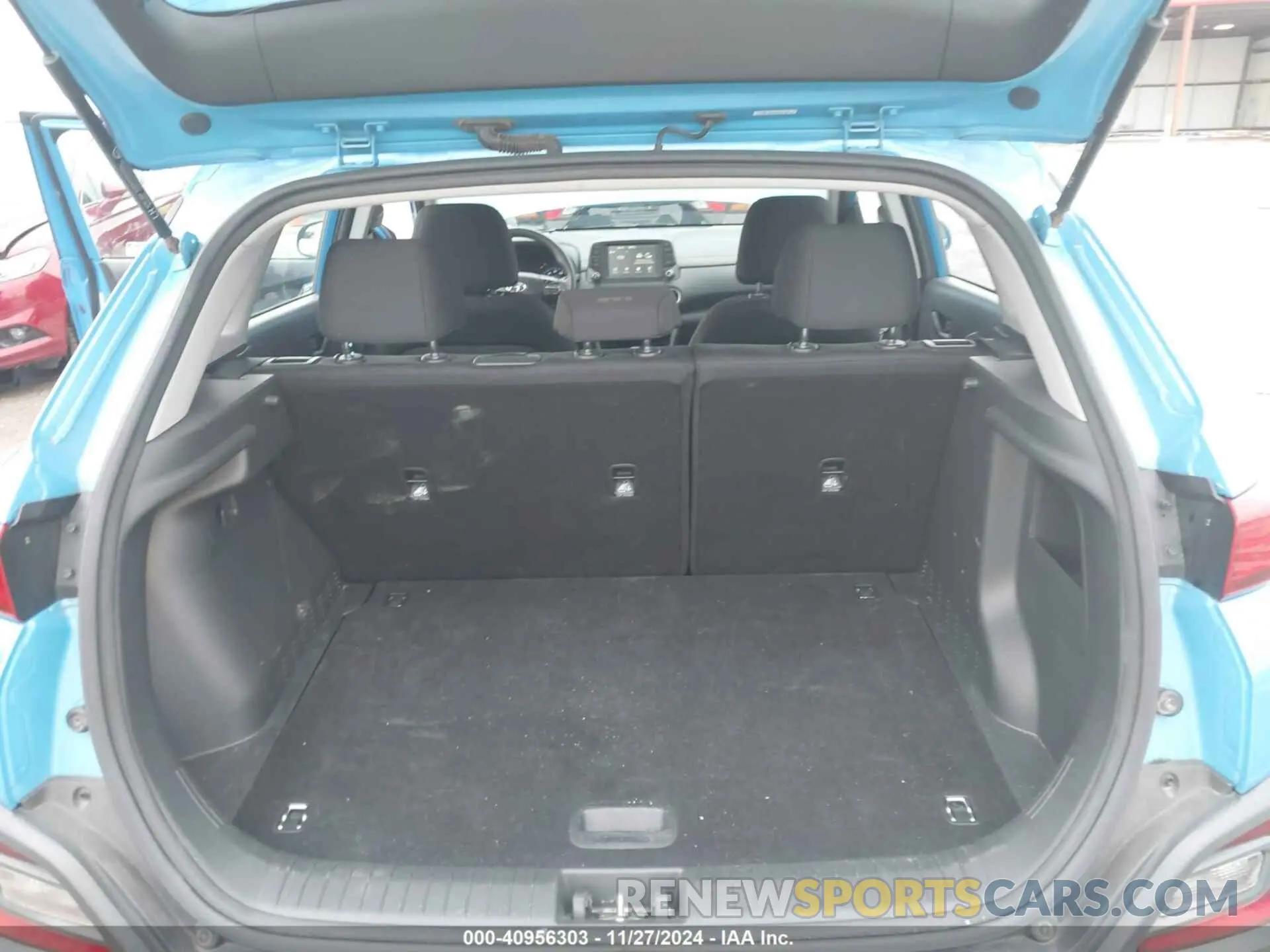 18 Photograph of a damaged car KM8K12AA8MU613325 HYUNDAI KONA 2021