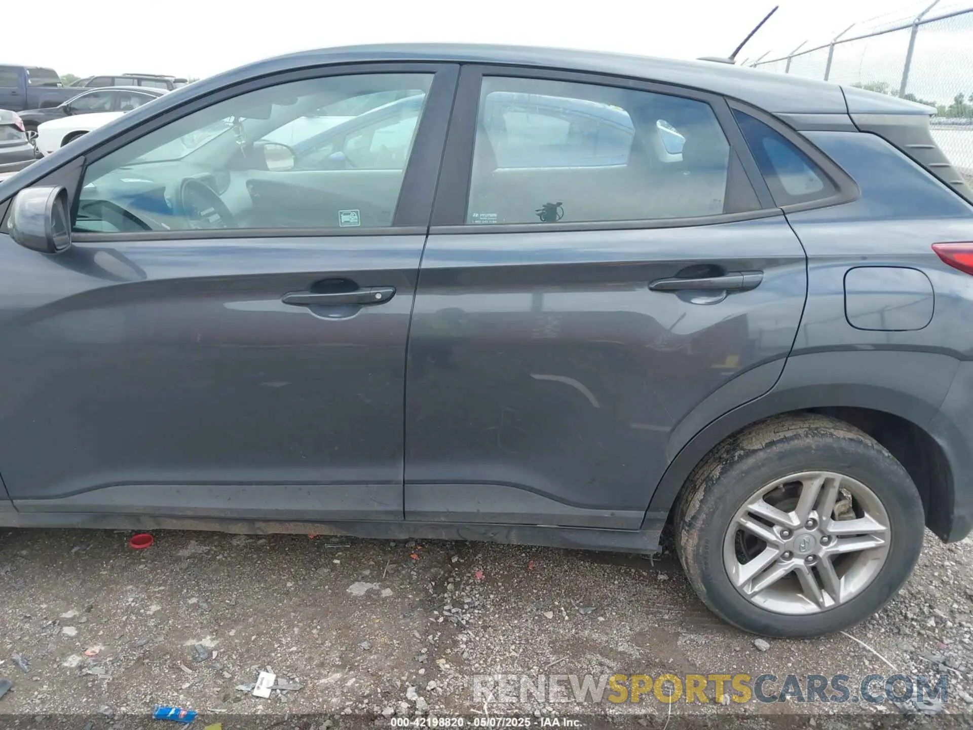 14 Photograph of a damaged car KM8K1CAA0MU679602 HYUNDAI KONA 2021