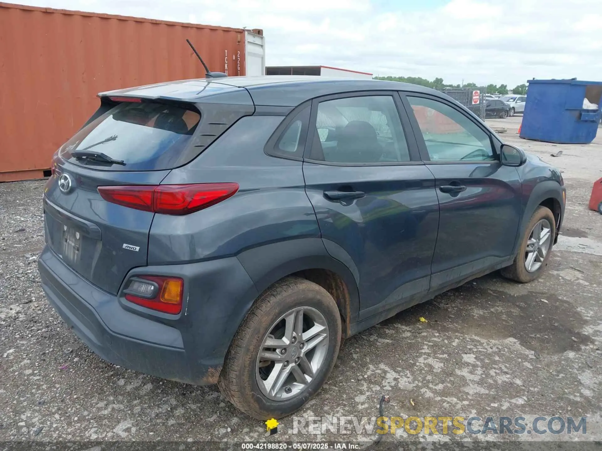 4 Photograph of a damaged car KM8K1CAA0MU679602 HYUNDAI KONA 2021