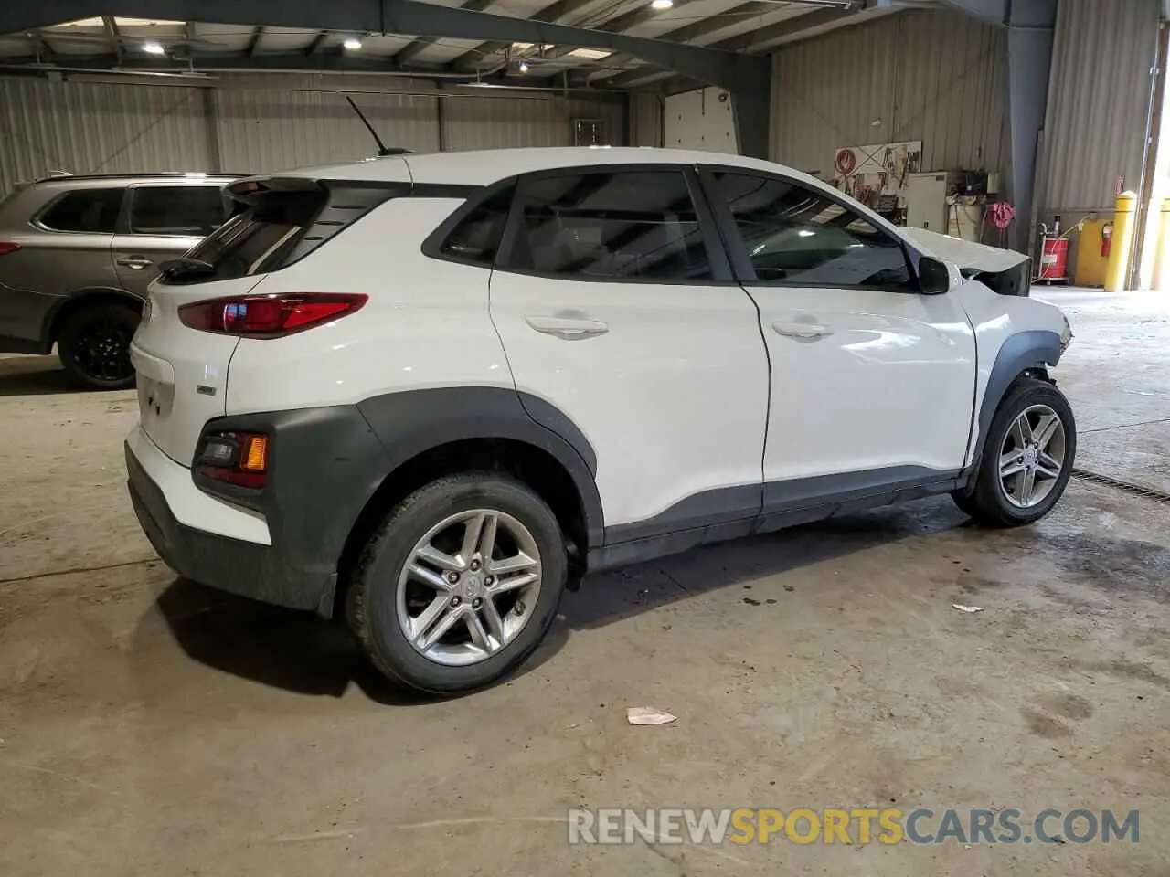 3 Photograph of a damaged car KM8K1CAA0MU741631 HYUNDAI KONA 2021