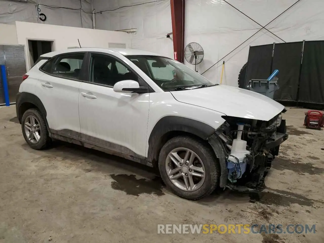 4 Photograph of a damaged car KM8K1CAA1MU600759 HYUNDAI KONA 2021