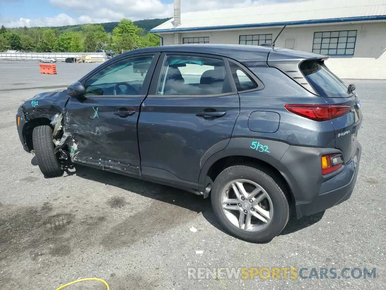 2 Photograph of a damaged car KM8K1CAA2MU646536 HYUNDAI KONA 2021
