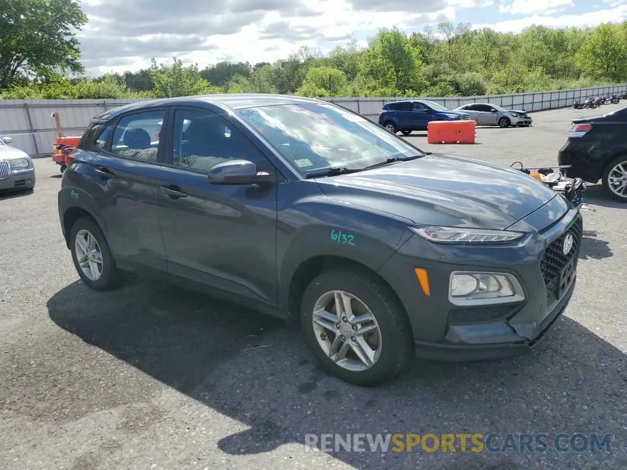 4 Photograph of a damaged car KM8K1CAA2MU646536 HYUNDAI KONA 2021