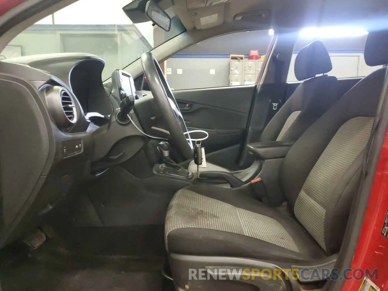 7 Photograph of a damaged car KM8K1CAA2MU711353 HYUNDAI KONA 2021