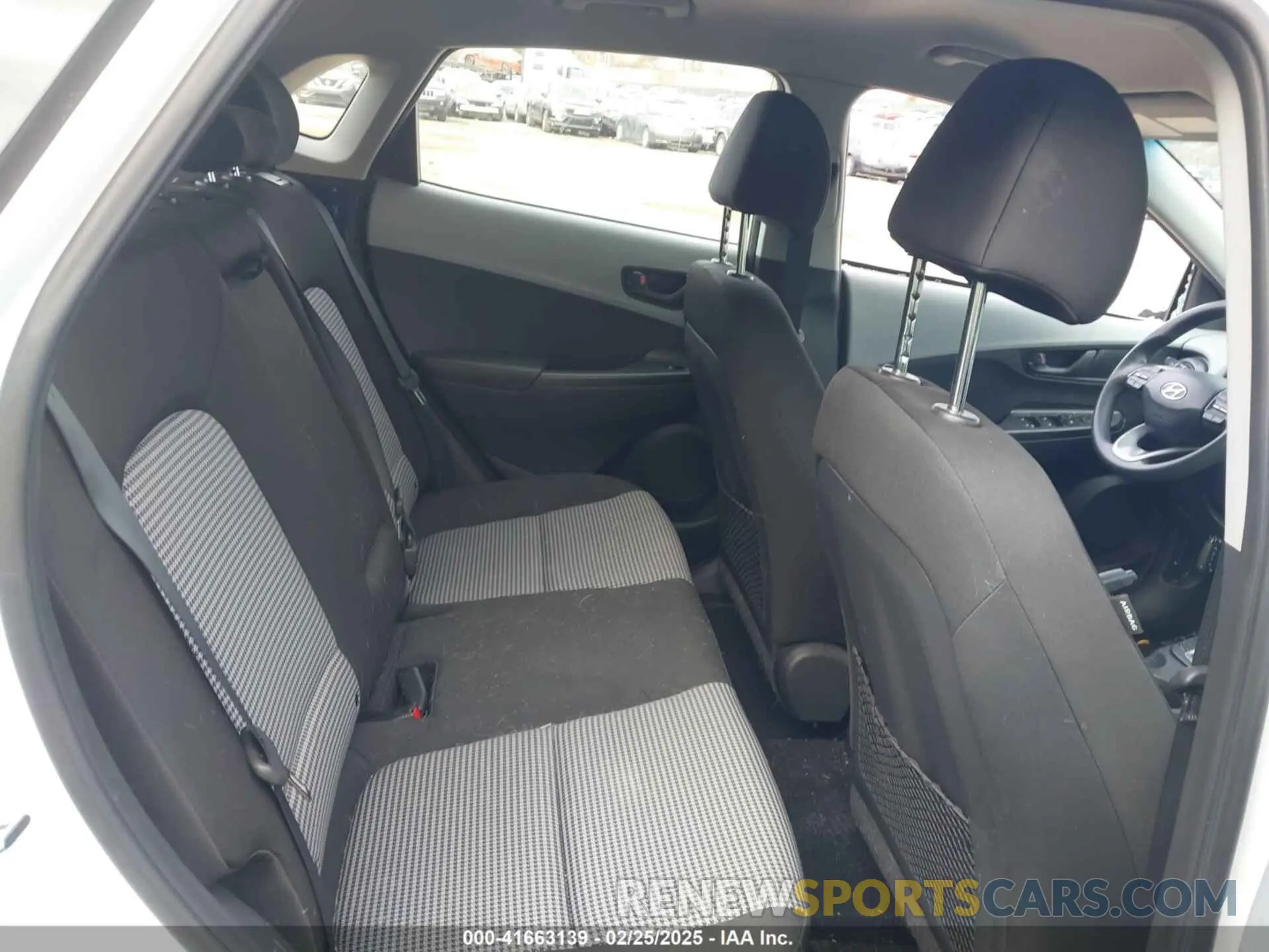 8 Photograph of a damaged car KM8K1CAA3MU745706 HYUNDAI KONA 2021