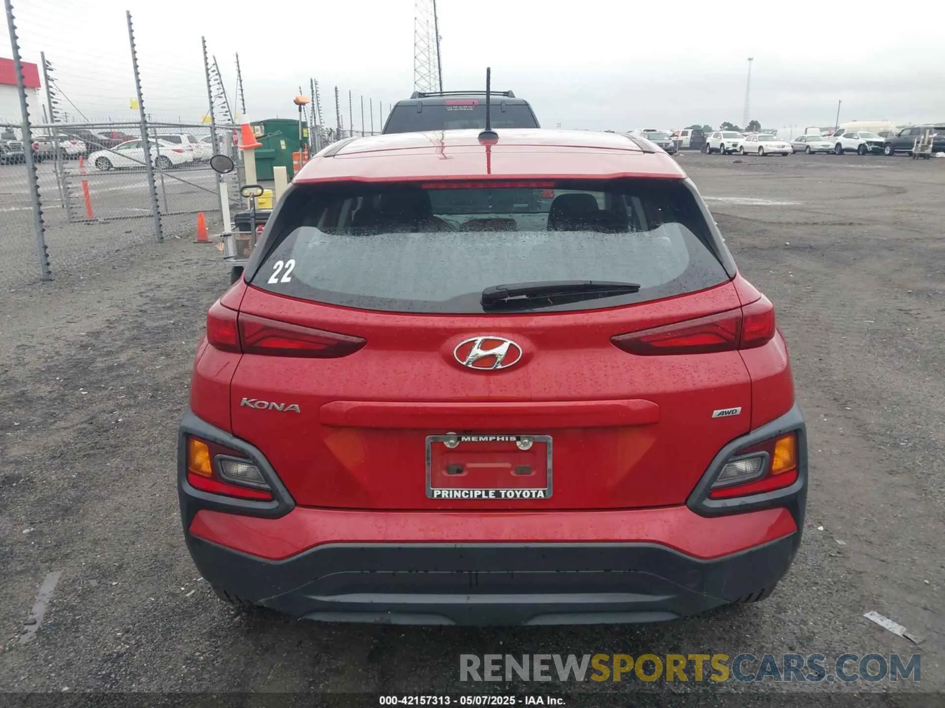 16 Photograph of a damaged car KM8K1CAA4MU633934 HYUNDAI KONA 2021