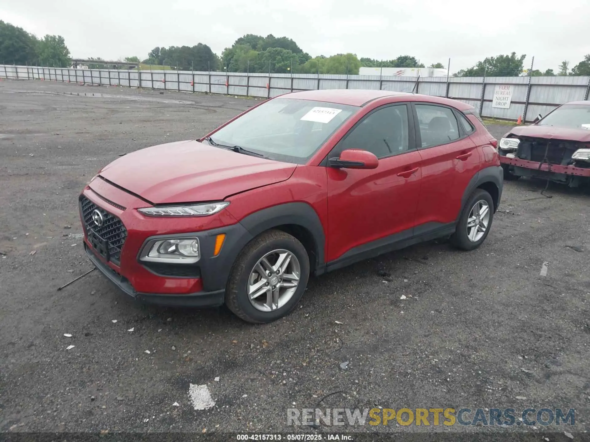 2 Photograph of a damaged car KM8K1CAA4MU633934 HYUNDAI KONA 2021