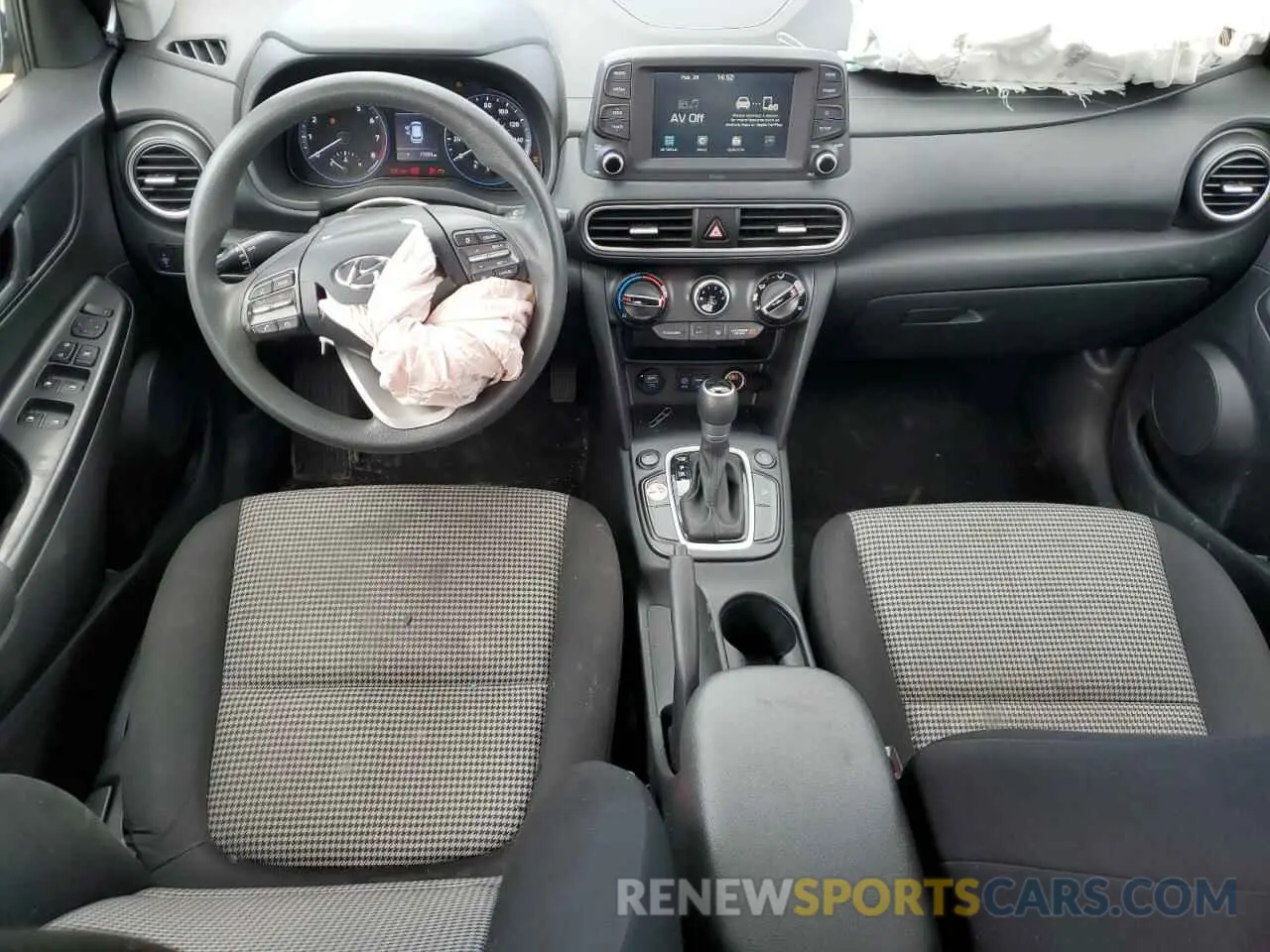 8 Photograph of a damaged car KM8K1CAA8MU634813 HYUNDAI KONA 2021