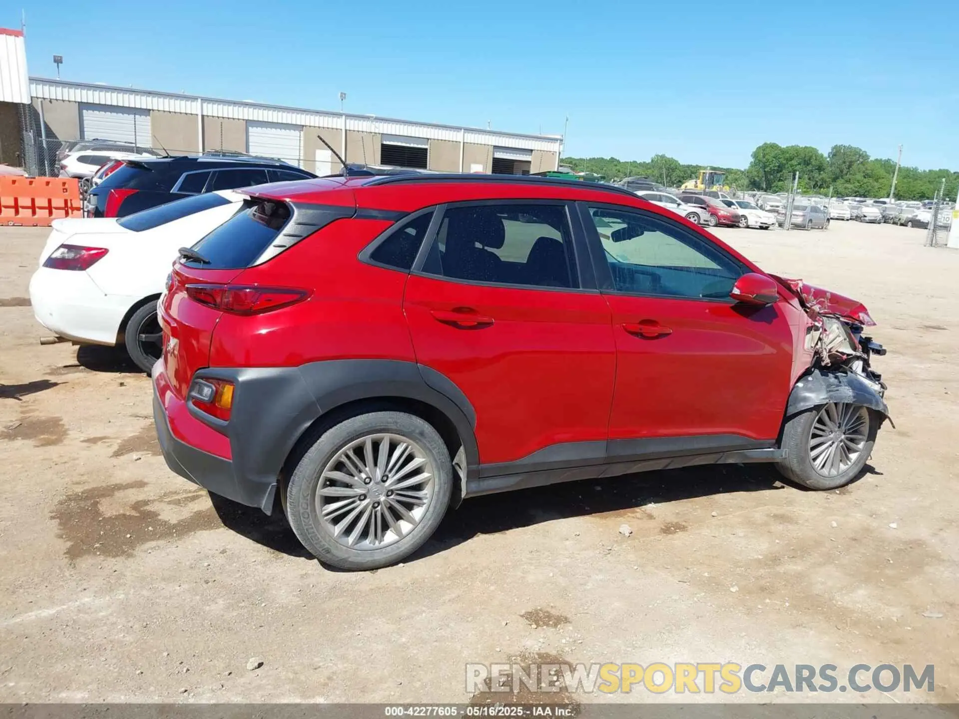 14 Photograph of a damaged car KM8K22AA1MU707401 HYUNDAI KONA 2021