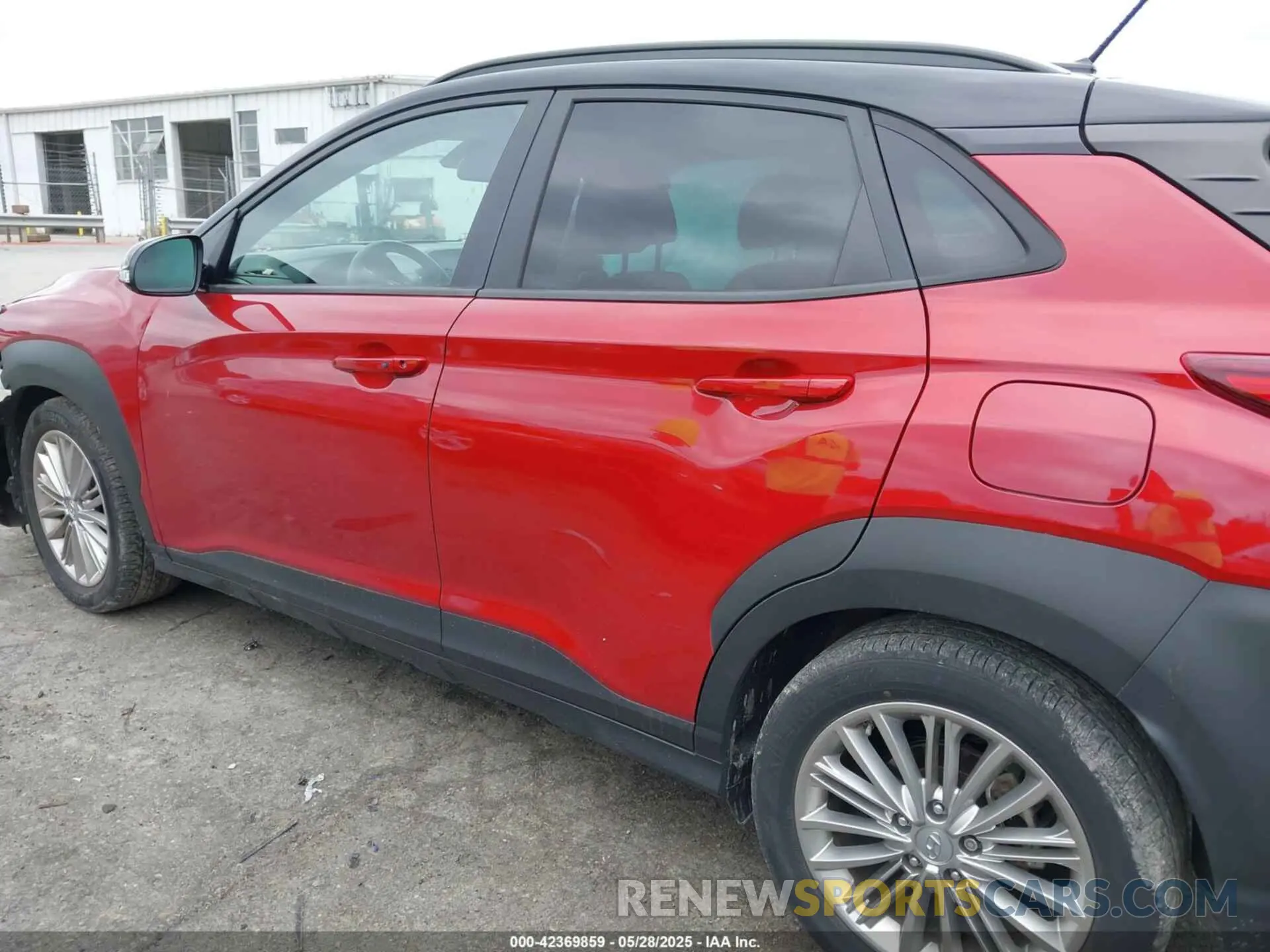 14 Photograph of a damaged car KM8K22AA3MU708856 HYUNDAI KONA 2021