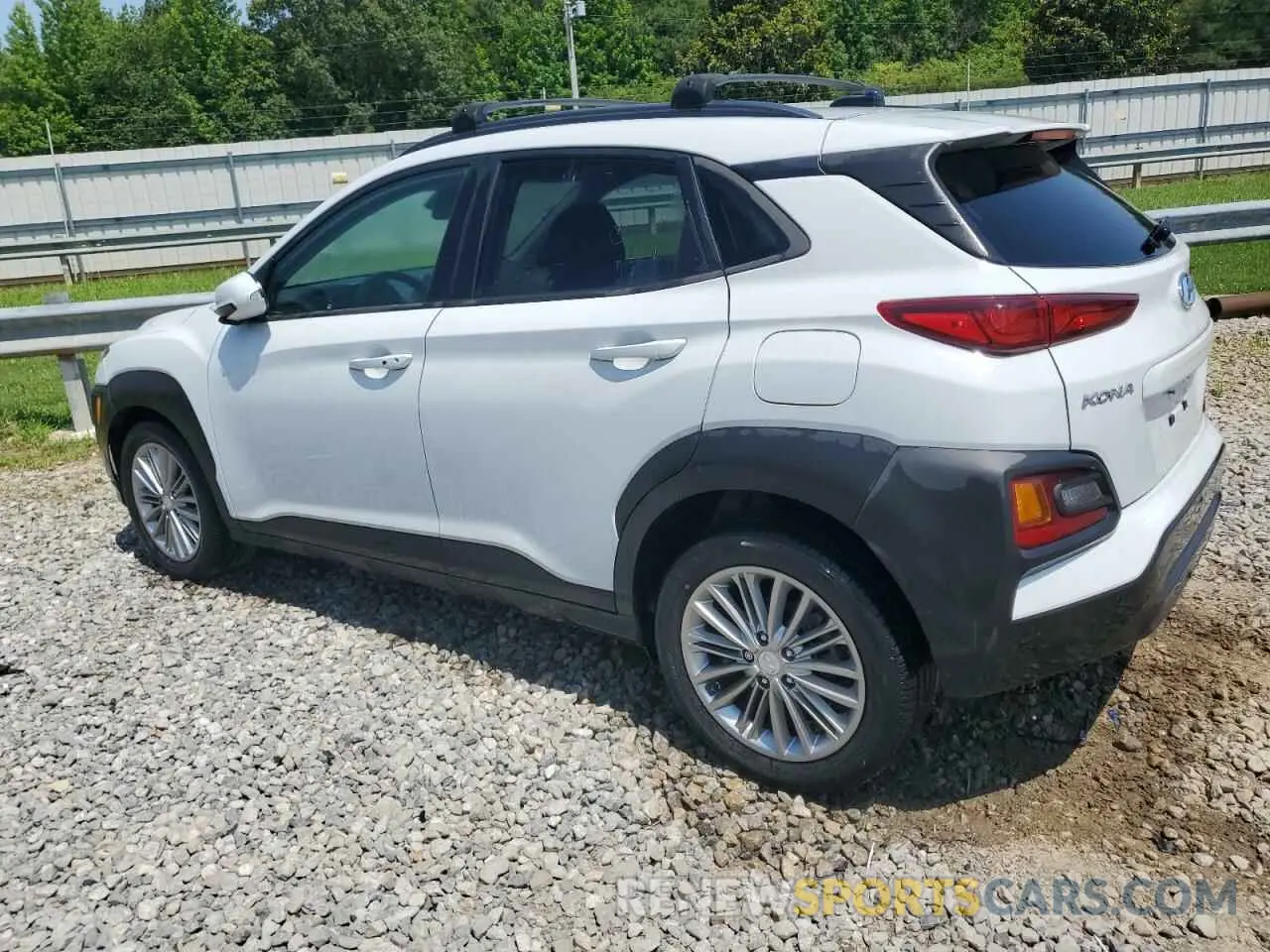 2 Photograph of a damaged car KM8K22AA4MU603470 HYUNDAI KONA 2021