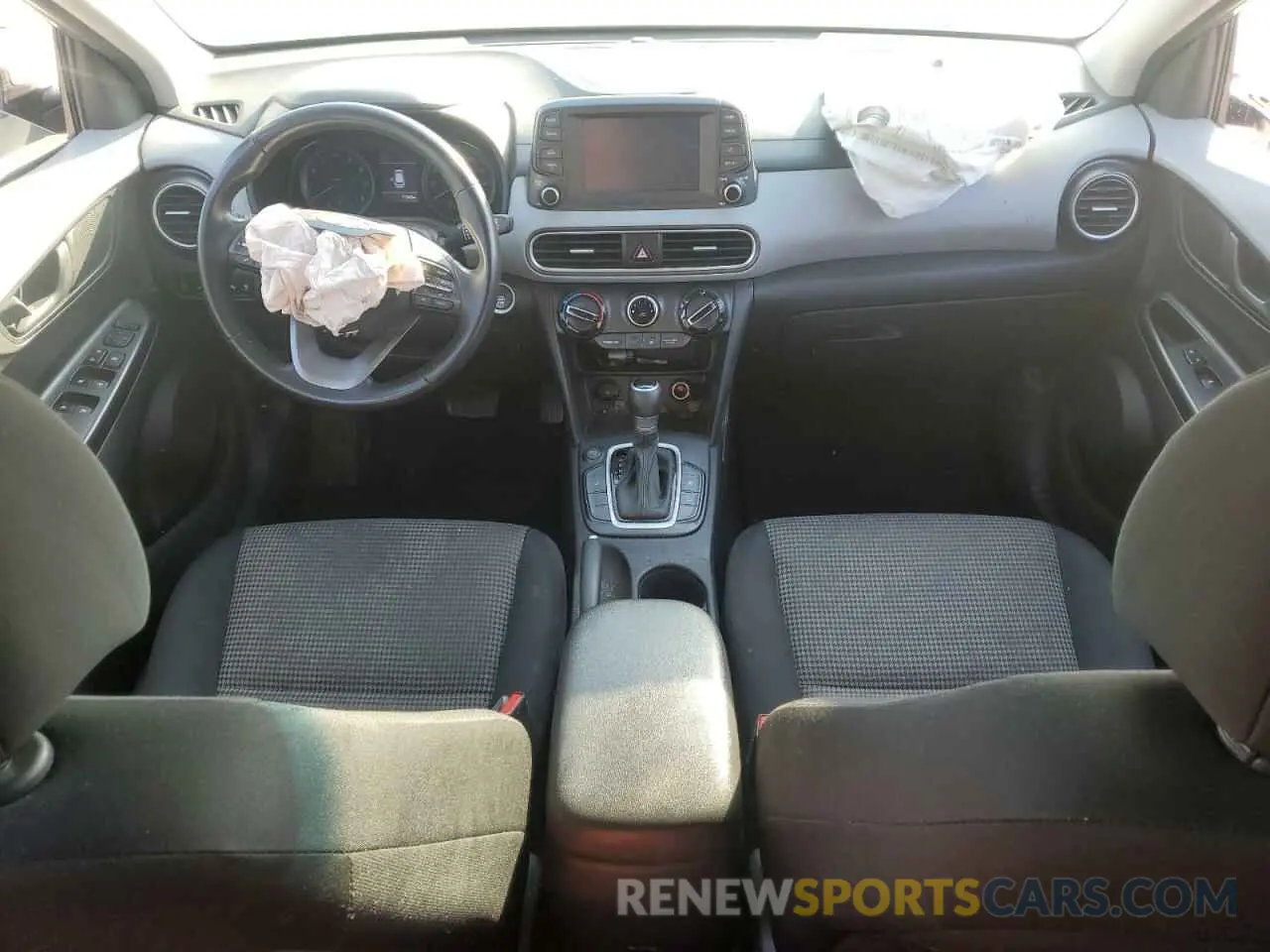 8 Photograph of a damaged car KM8K22AA5MU616812 HYUNDAI KONA 2021