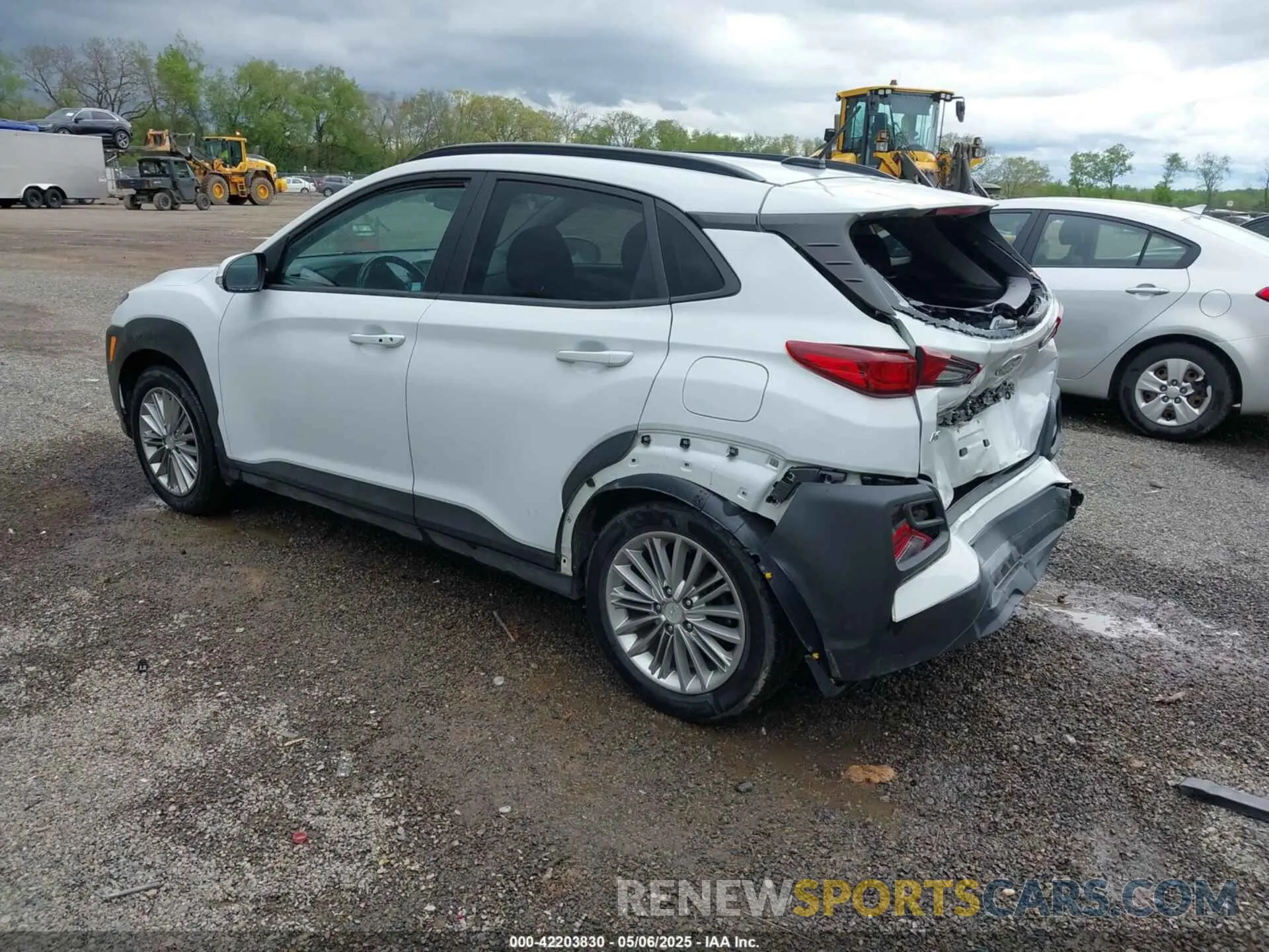 3 Фотография поврежденного автомобиля KM8K22AA6MU600814 HYUNDAI KONA 2021