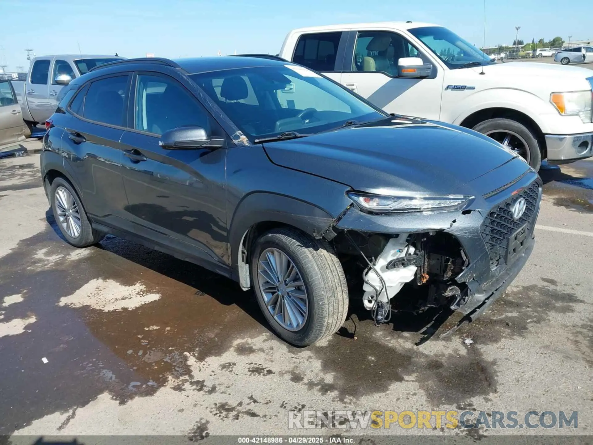 1 Photograph of a damaged car KM8K22AA7MU709735 HYUNDAI KONA 2021
