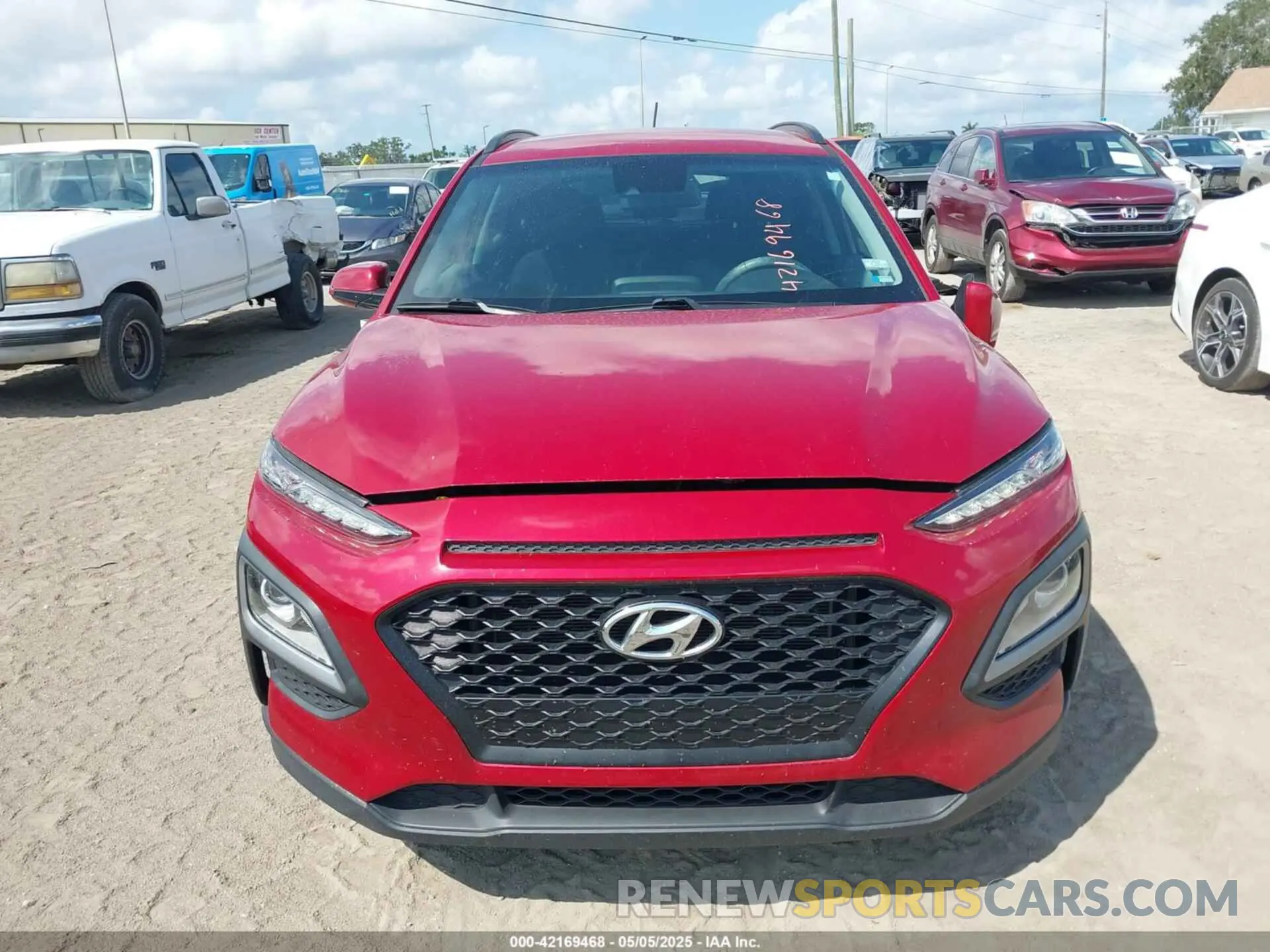 12 Photograph of a damaged car KM8K22AA8MU648394 HYUNDAI KONA 2021