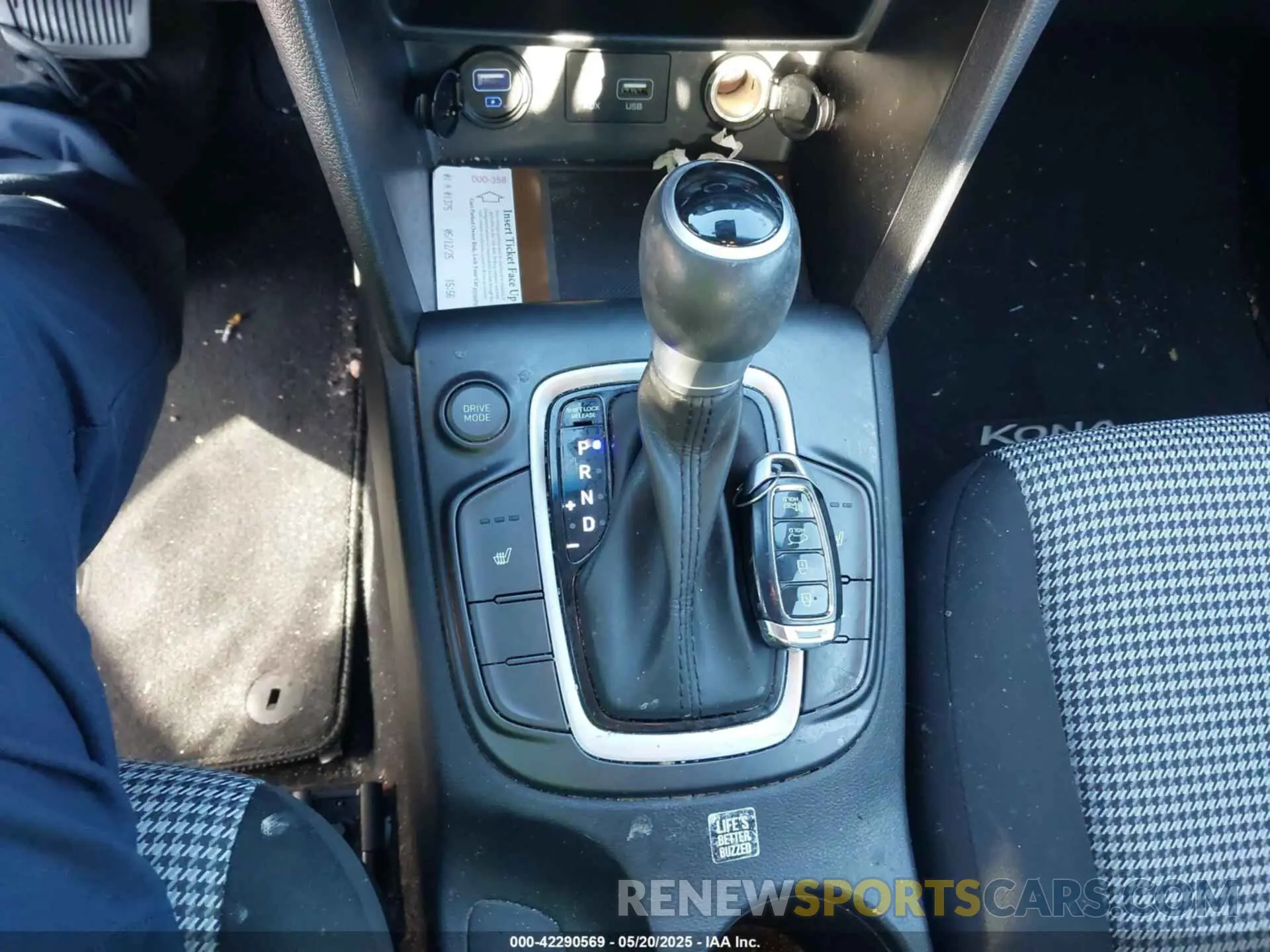 11 Photograph of a damaged car KM8K22AA8MU709713 HYUNDAI KONA 2021