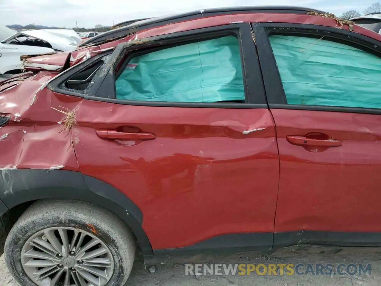 11 Photograph of a damaged car KM8K22AA8MU748267 HYUNDAI KONA 2021