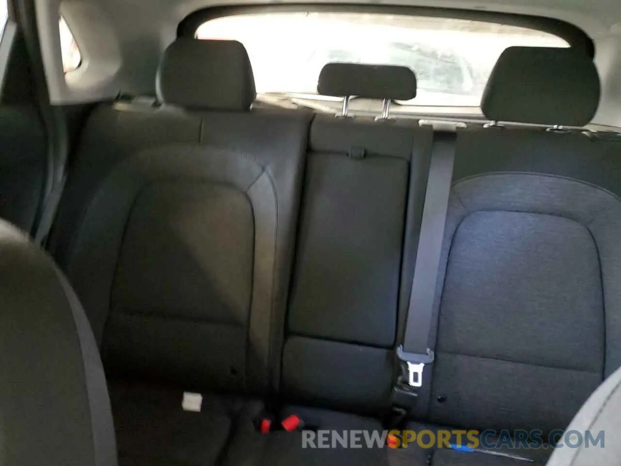 10 Photograph of a damaged car KM8K23AG2MU106072 HYUNDAI KONA 2021