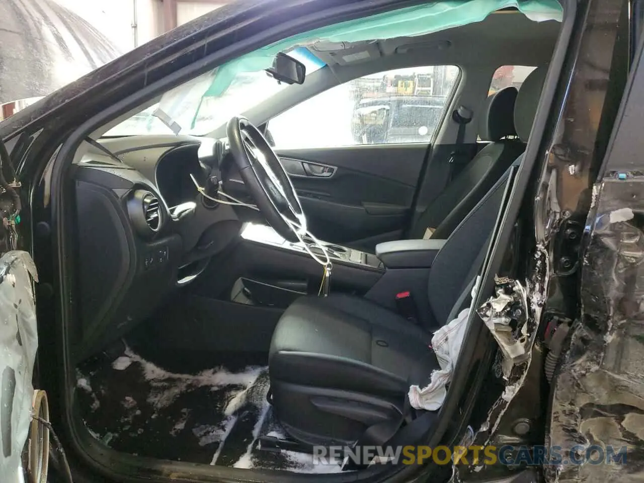 7 Photograph of a damaged car KM8K23AG2MU106072 HYUNDAI KONA 2021