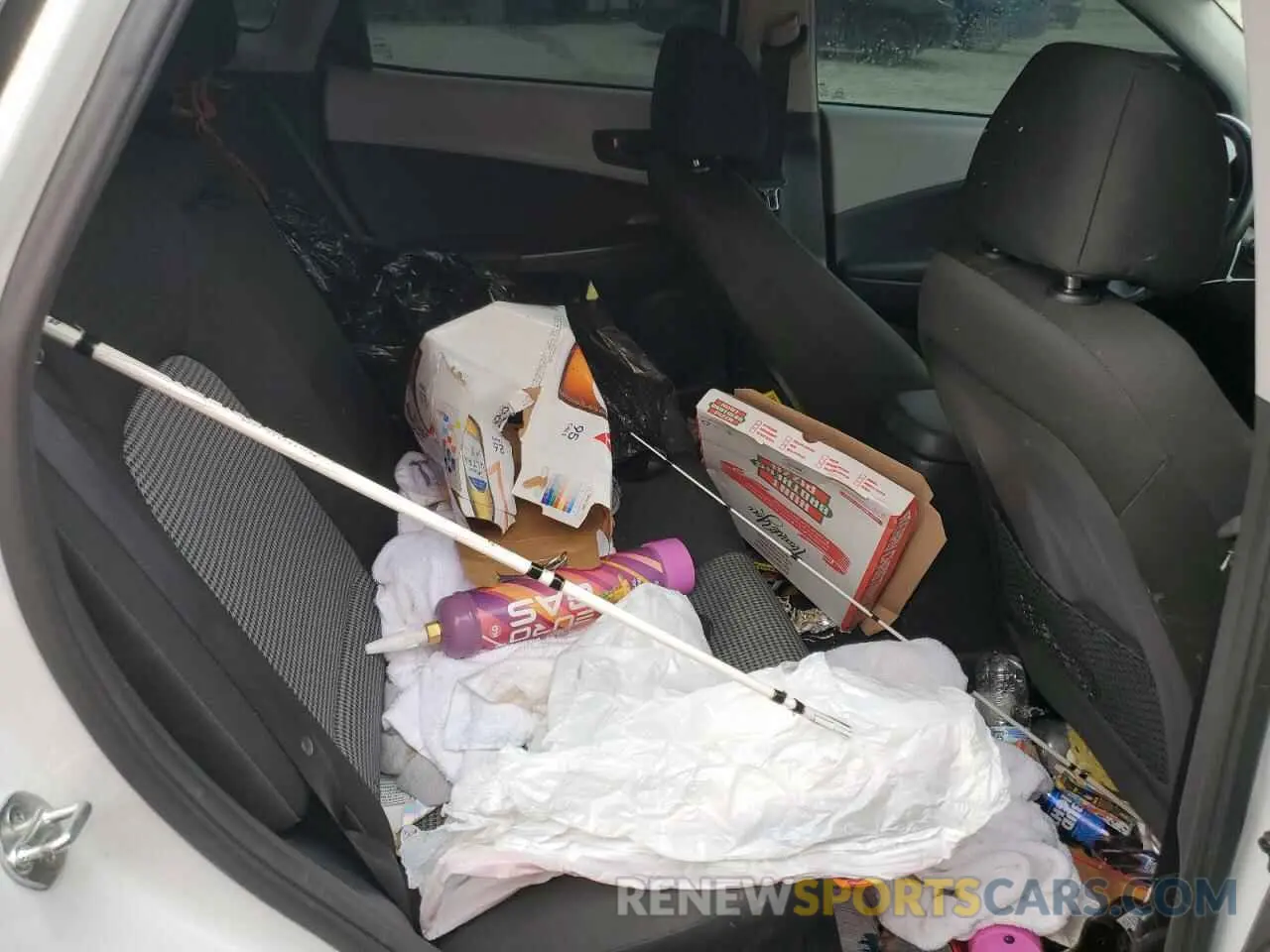 10 Photograph of a damaged car KM8K2CAA1MU631877 HYUNDAI KONA 2021