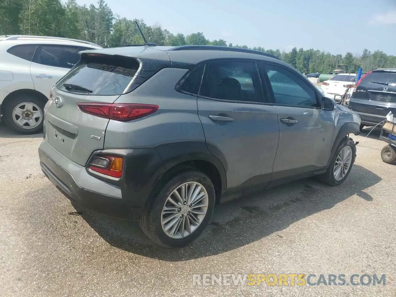 3 Photograph of a damaged car KM8K2CAA2MU669554 HYUNDAI KONA 2021
