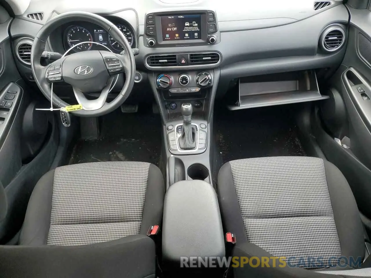 8 Photograph of a damaged car KM8K2CAA9MU605155 HYUNDAI KONA 2021