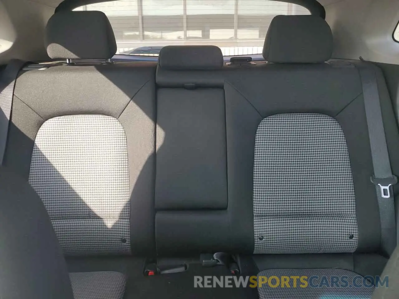 10 Фотография поврежденного автомобиля KM8K2CAA9MU616348 HYUNDAI KONA 2021