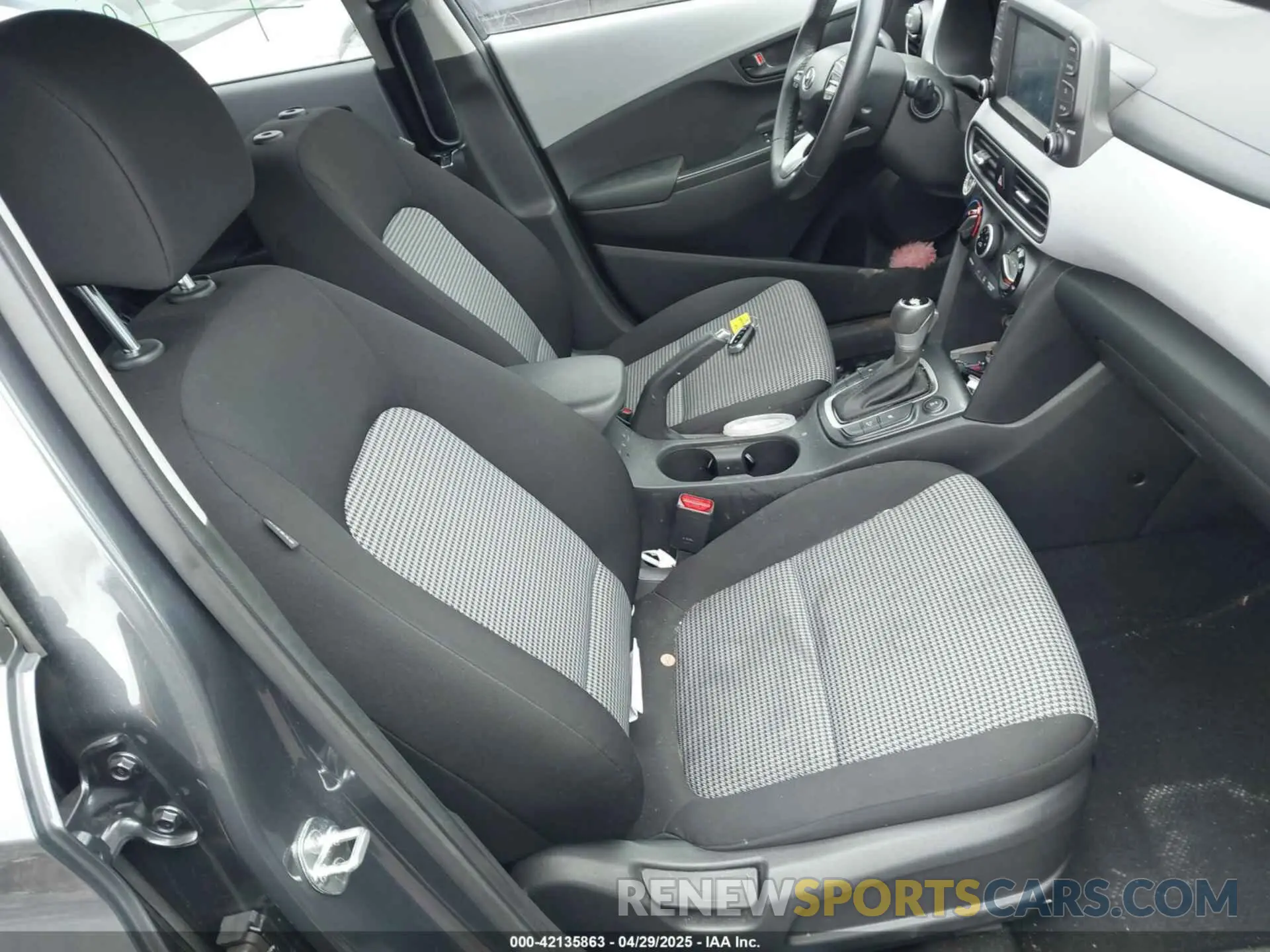 5 Фотография поврежденного автомобиля KM8K2CAAXMU707533 HYUNDAI KONA 2021