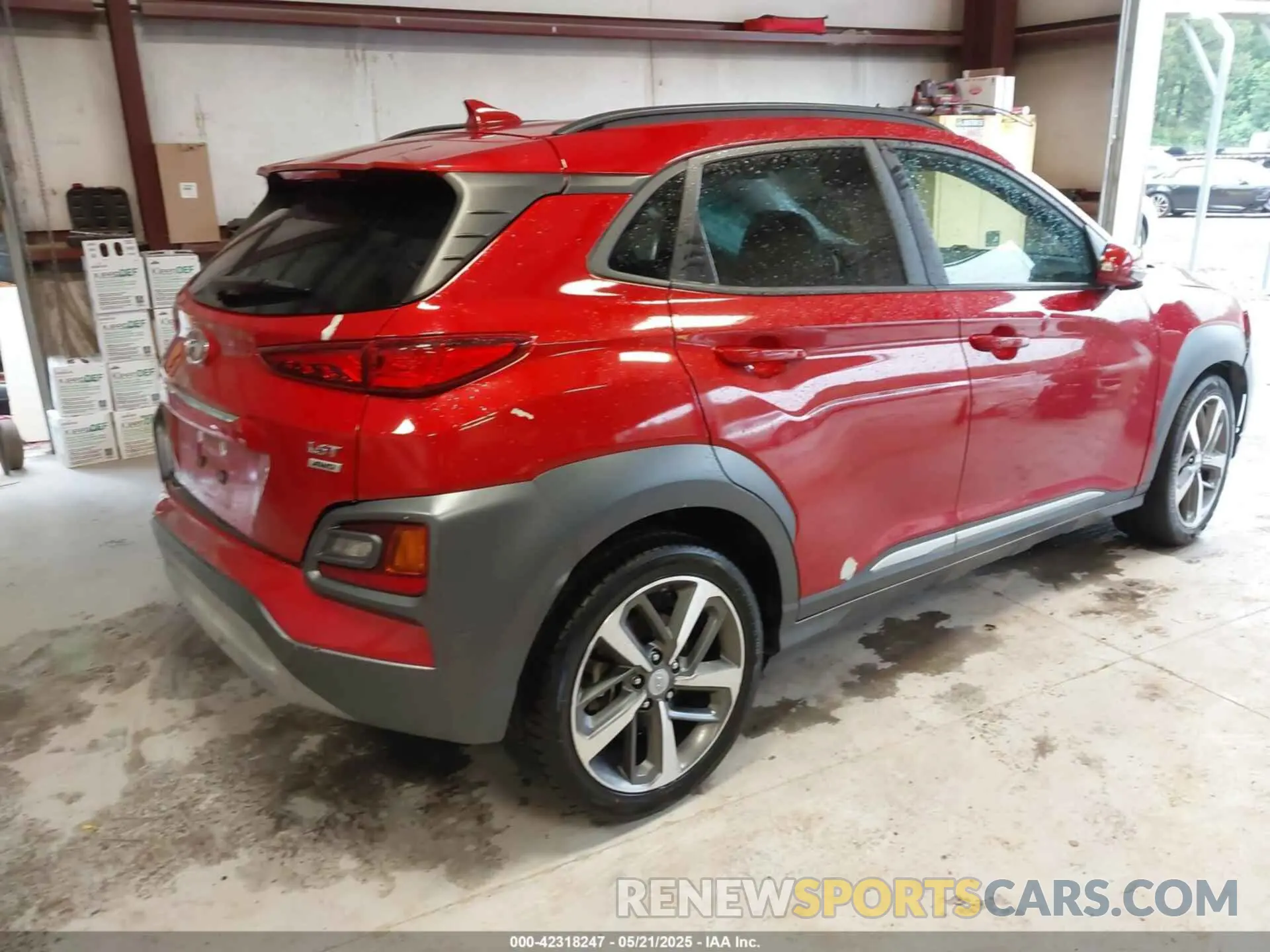 4 Photograph of a damaged car KM8K3CA51MU671506 HYUNDAI KONA 2021