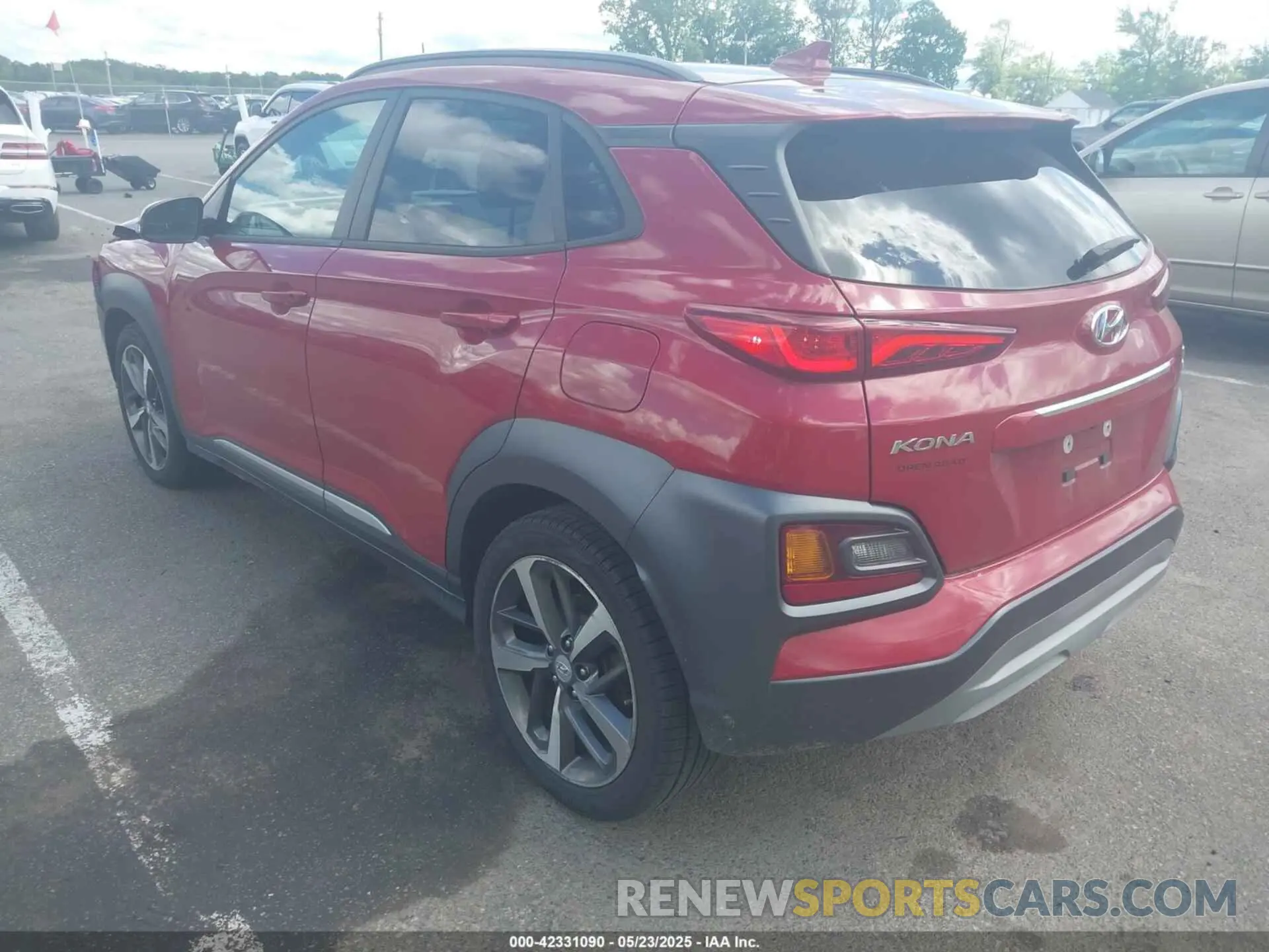 3 Photograph of a damaged car KM8K3CA54MU744061 HYUNDAI KONA 2021