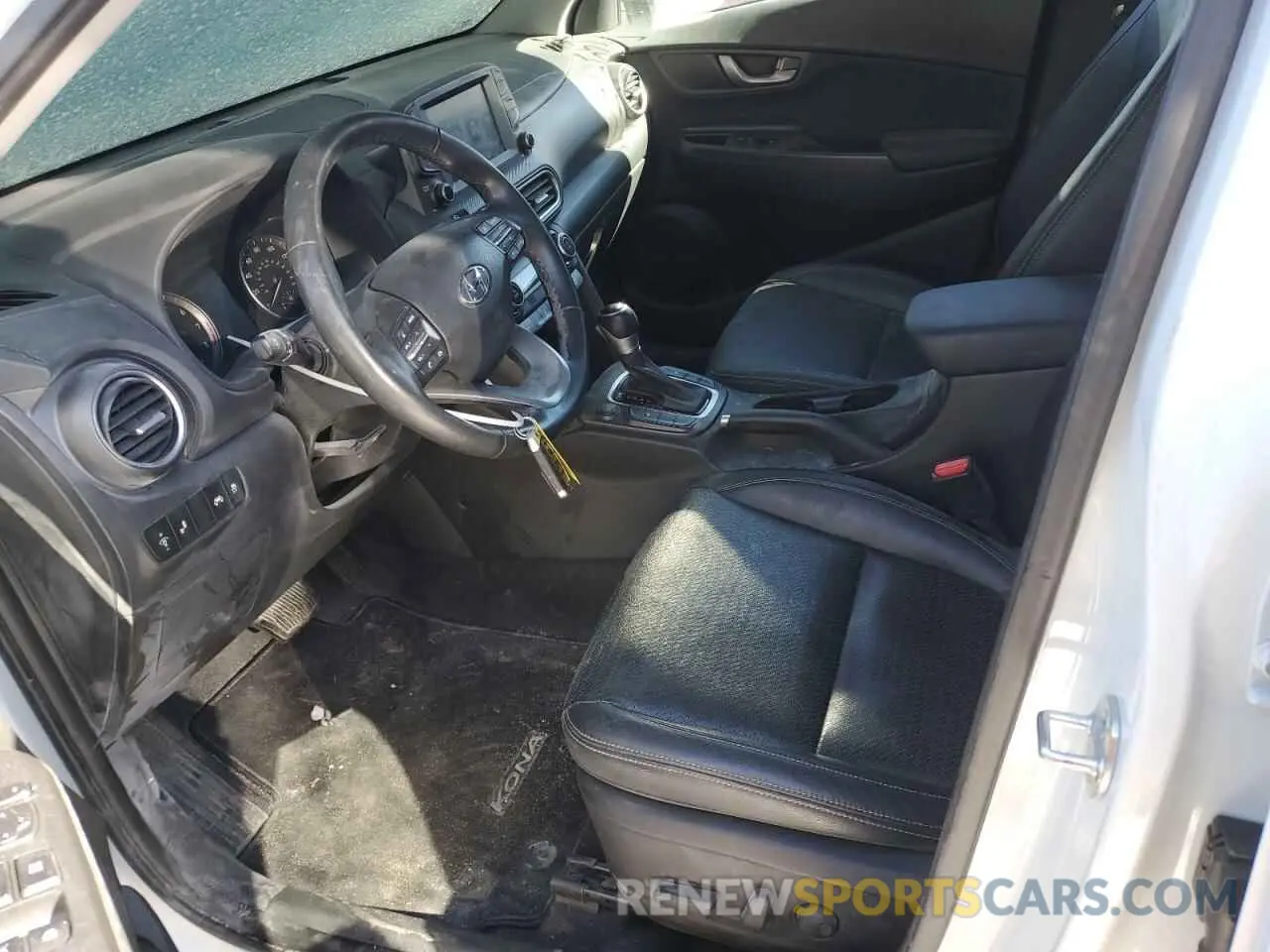 7 Photograph of a damaged car KM8K3CA57MU657190 HYUNDAI KONA 2021