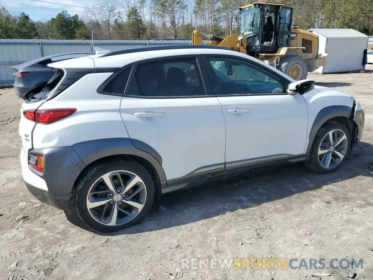3 Photograph of a damaged car KM8K3CA58MU670529 HYUNDAI KONA 2021