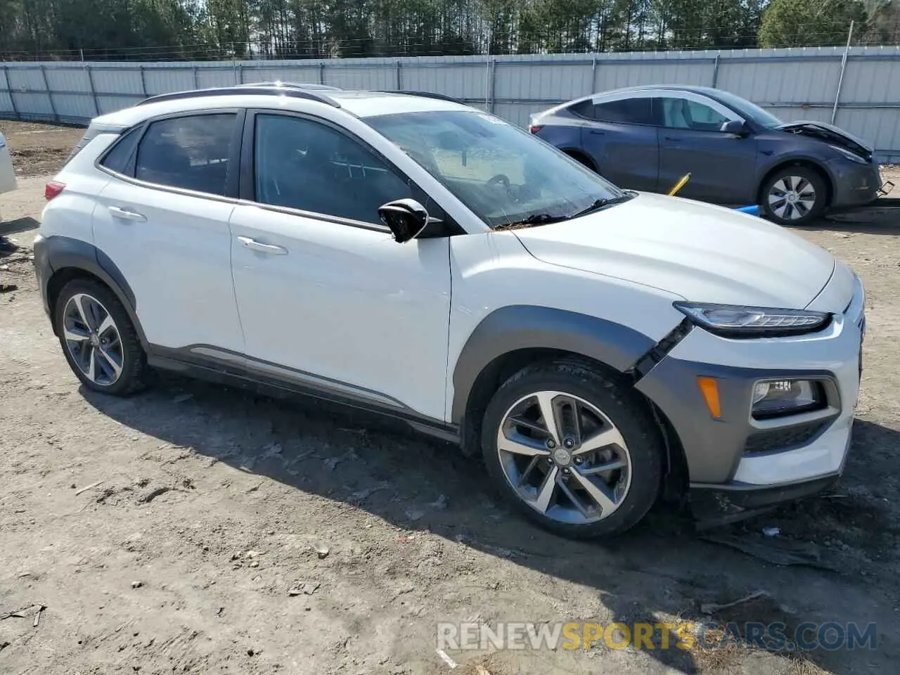 4 Photograph of a damaged car KM8K3CA58MU670529 HYUNDAI KONA 2021