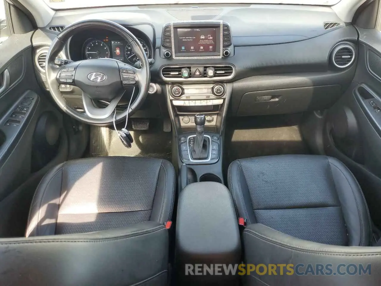 8 Photograph of a damaged car KM8K3CA58MU670529 HYUNDAI KONA 2021