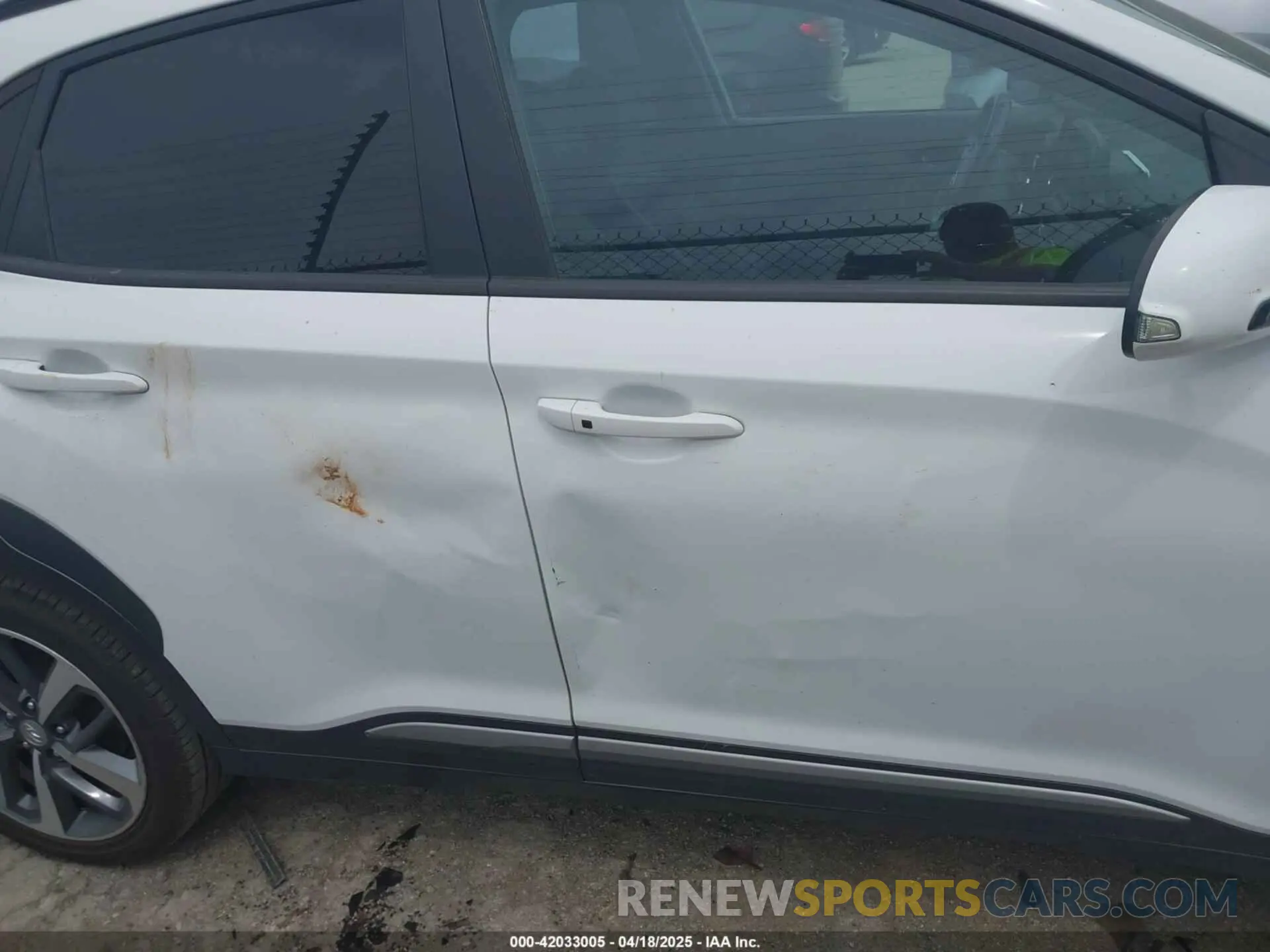 13 Photograph of a damaged car KM8K53A57MU715874 HYUNDAI KONA 2021