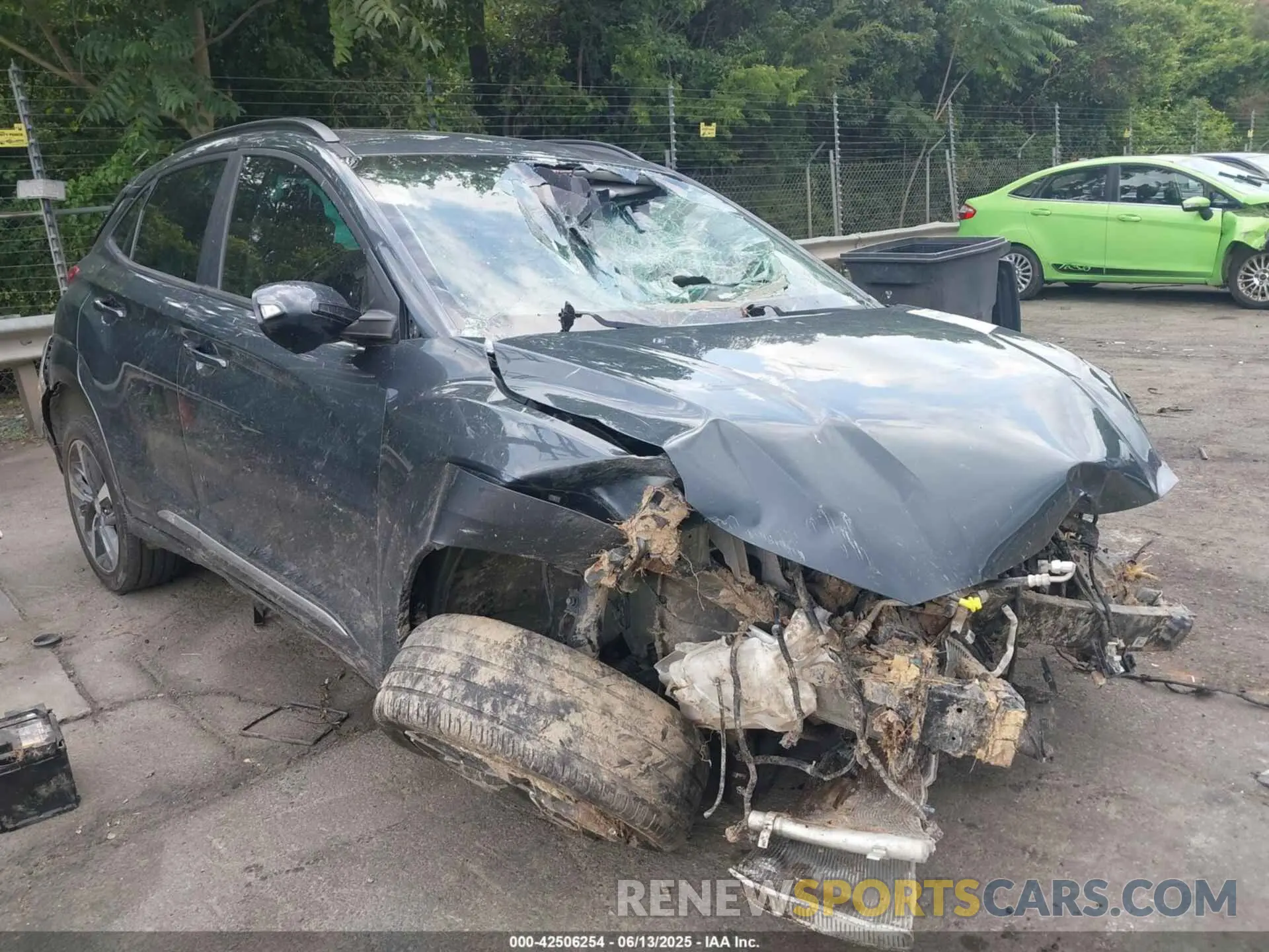1 Photograph of a damaged car KM8K5CA55MU627454 HYUNDAI KONA 2021