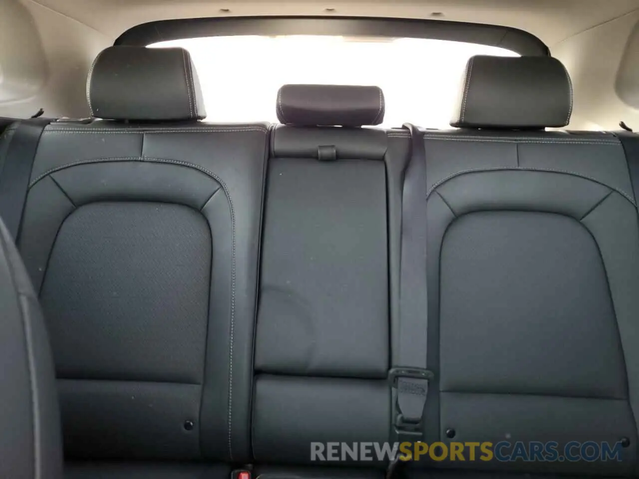 10 Photograph of a damaged car KM8K5CA57MU743691 HYUNDAI KONA 2021