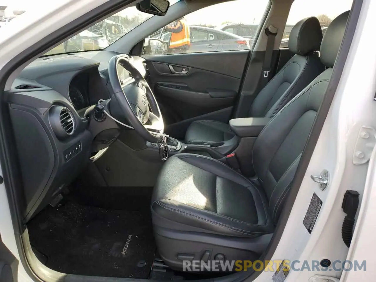 7 Photograph of a damaged car KM8K5CA57MU743691 HYUNDAI KONA 2021
