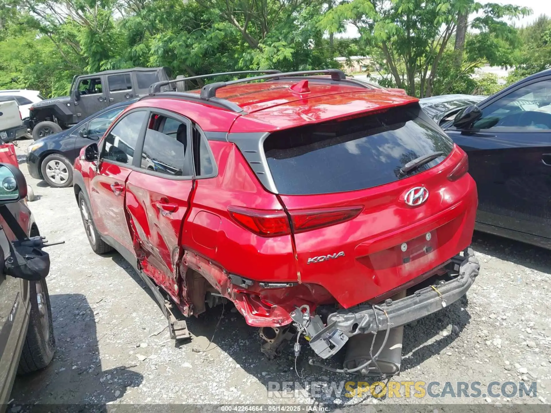 3 Photograph of a damaged car KM8K62AAXMU613795 HYUNDAI KONA 2021