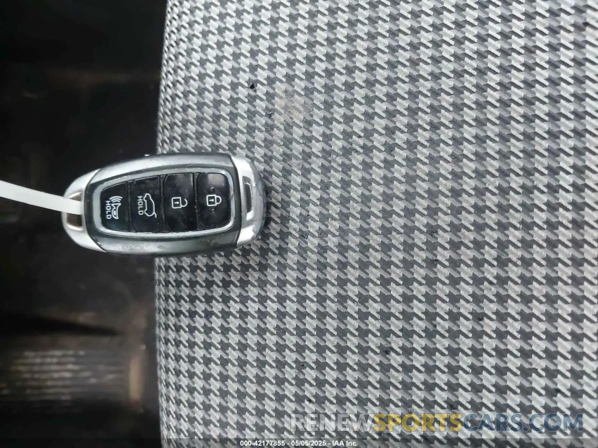11 Фотография поврежденного автомобиля KM8K6CAA3MU682348 HYUNDAI KONA 2021