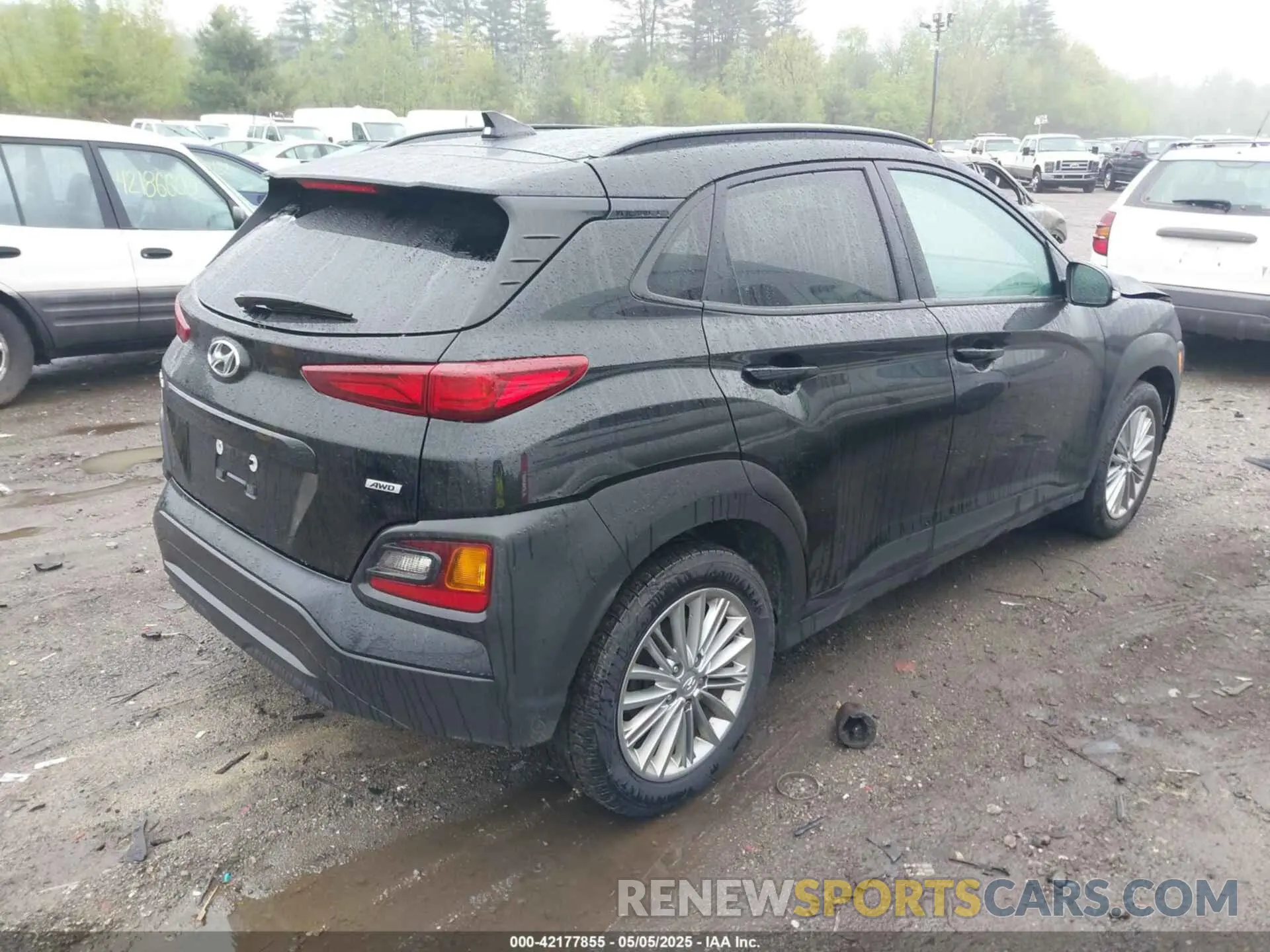 4 Фотография поврежденного автомобиля KM8K6CAA3MU682348 HYUNDAI KONA 2021