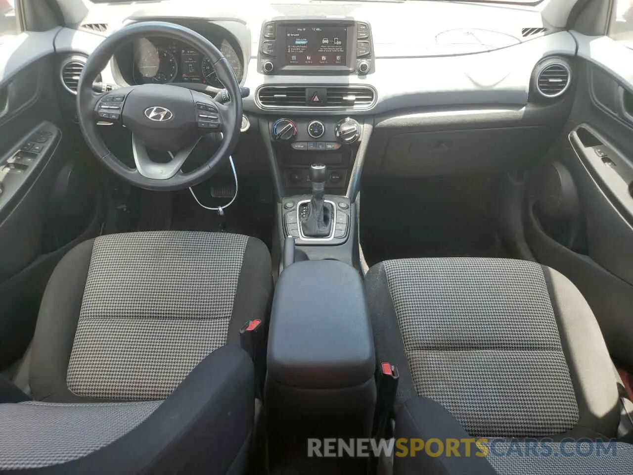 8 Фотография поврежденного автомобиля KM8K6CAA4MU745764 HYUNDAI KONA 2021