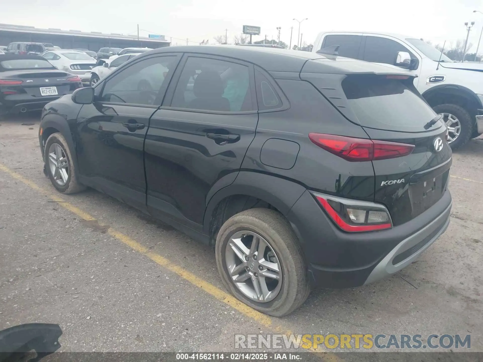 3 Photograph of a damaged car KM8K22AB0NU841116 HYUNDAI KONA 2022