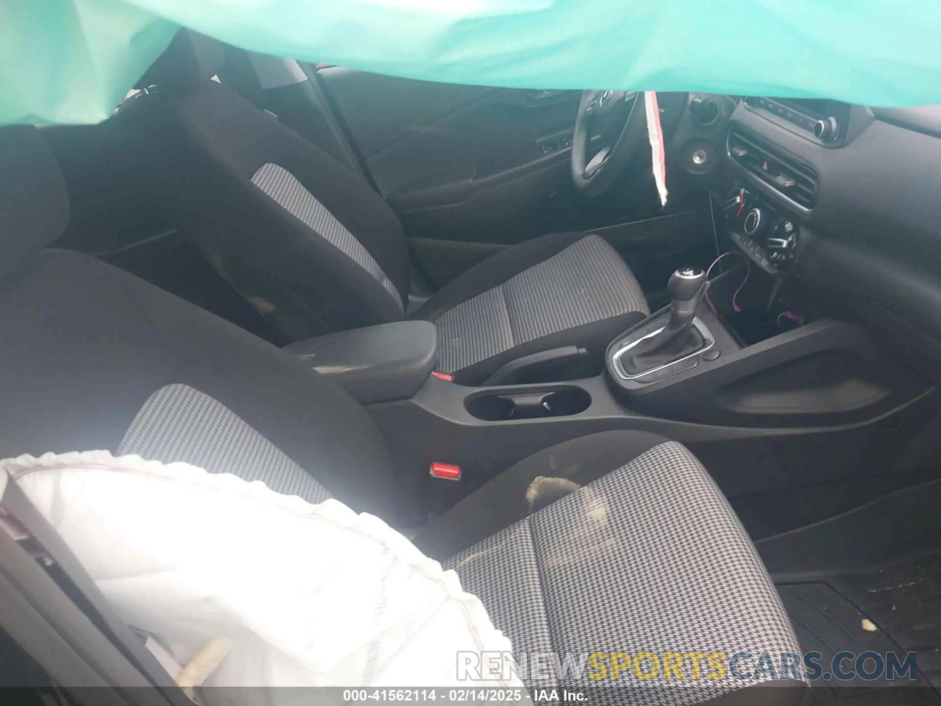 5 Photograph of a damaged car KM8K22AB0NU841116 HYUNDAI KONA 2022