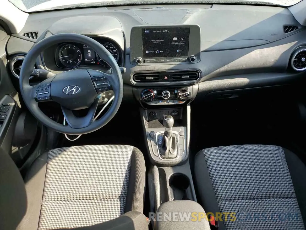 8 Фотография поврежденного автомобиля KM8K22AB4NU767201 HYUNDAI KONA 2022