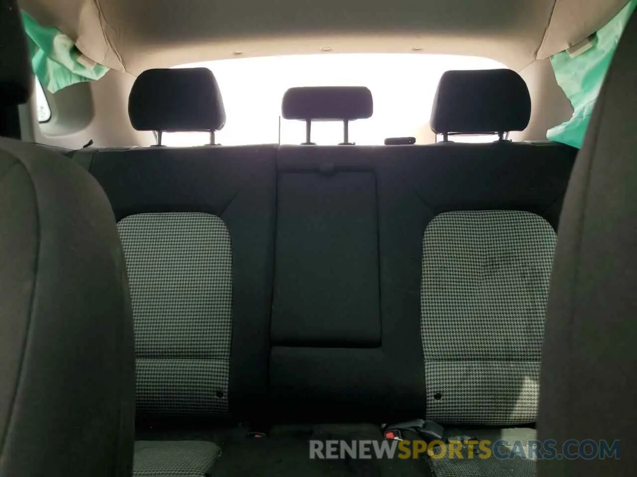 10 Photograph of a damaged car KM8K22AB6NU818763 HYUNDAI KONA 2022